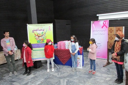 اختتامیه مسابقه نقاشی «تو تنها نیستی» ویژه برگزیدگان گیلانی در لاهیجان برگزار شد